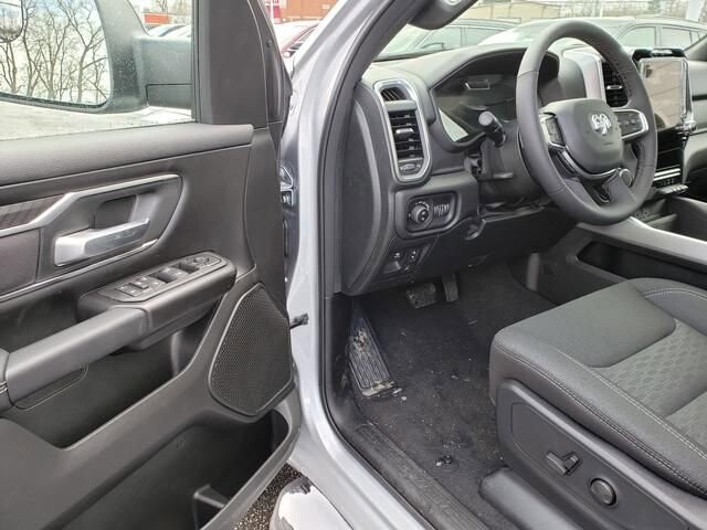 2026 RAM 1500 in Bedford, OH 44146 - 18115013 6