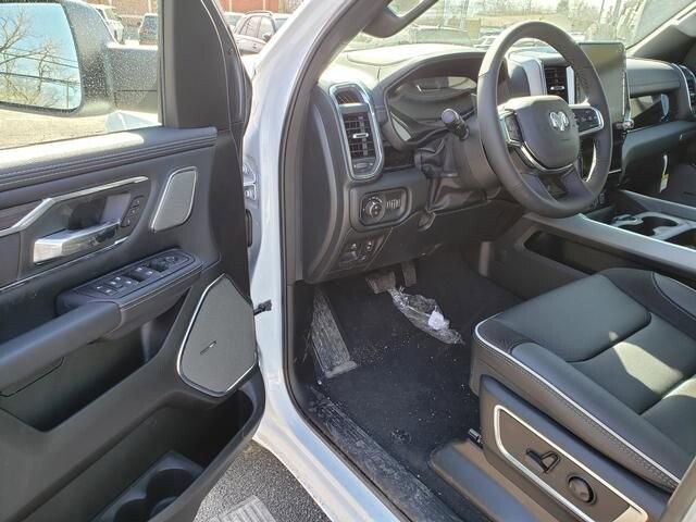 2026 RAM 1500 in Bedford, OH 44146 - 18115015 6