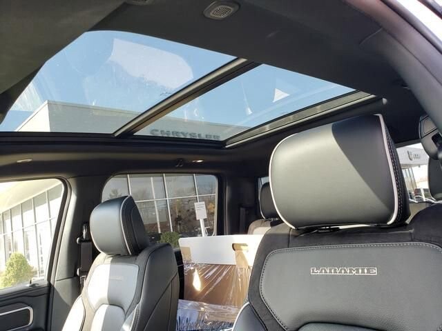 2026 RAM 1500 in Bedford, OH 44146 - 18115015 7