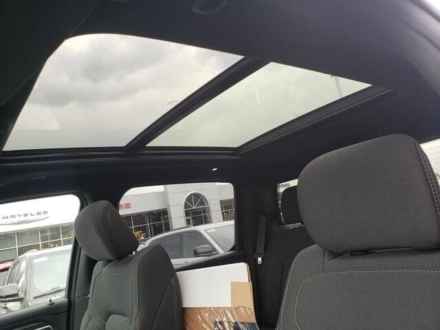 2026 RAM 1500 in Bedford, OH 44146 - 18115019 7