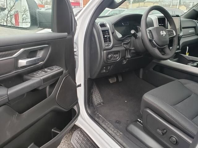 2026 RAM 1500 in Bedford, OH 44146 - 18115019 6