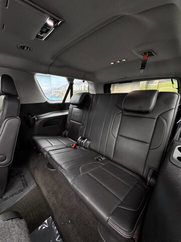 2017 GMC Yukon XL in Eastpointe, MI 48021 - 18115020 10