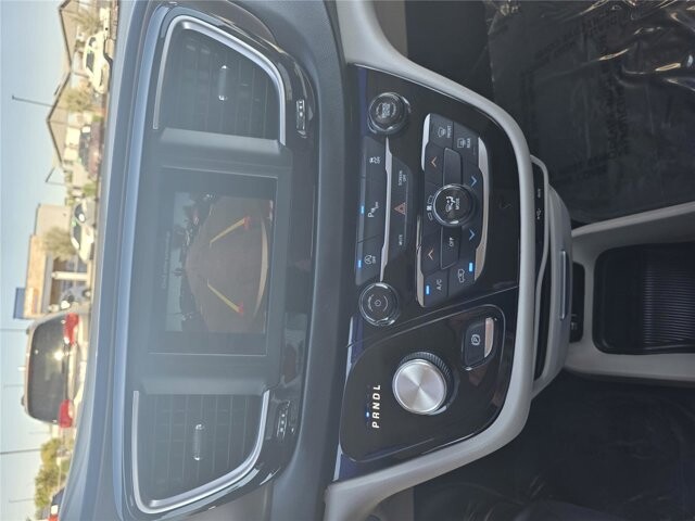 2018 Chrysler Pacifica in Mesa, AZ 85212 - 18115024 17