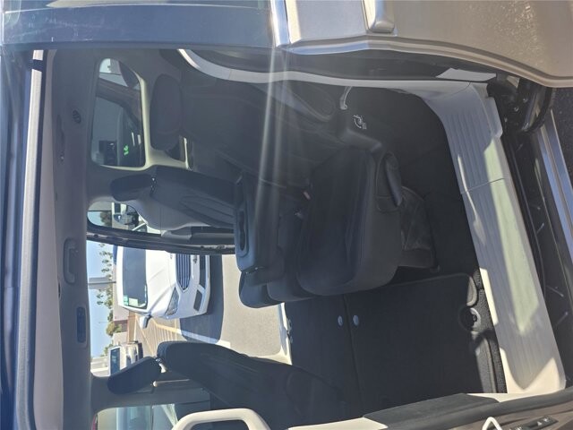 2018 Chrysler Pacifica in Mesa, AZ 85212 - 18115024 31