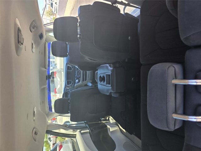 2018 Chrysler Pacifica in Mesa, AZ 85212 - 18115024 8
