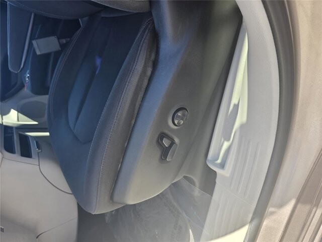 2018 Chrysler Pacifica in Mesa, AZ 85212 - 18115024 36