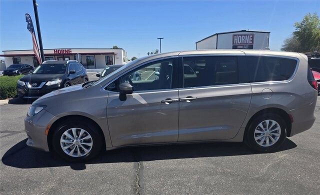 2018 Chrysler Pacifica in Mesa, AZ 85212 - 18115024 24