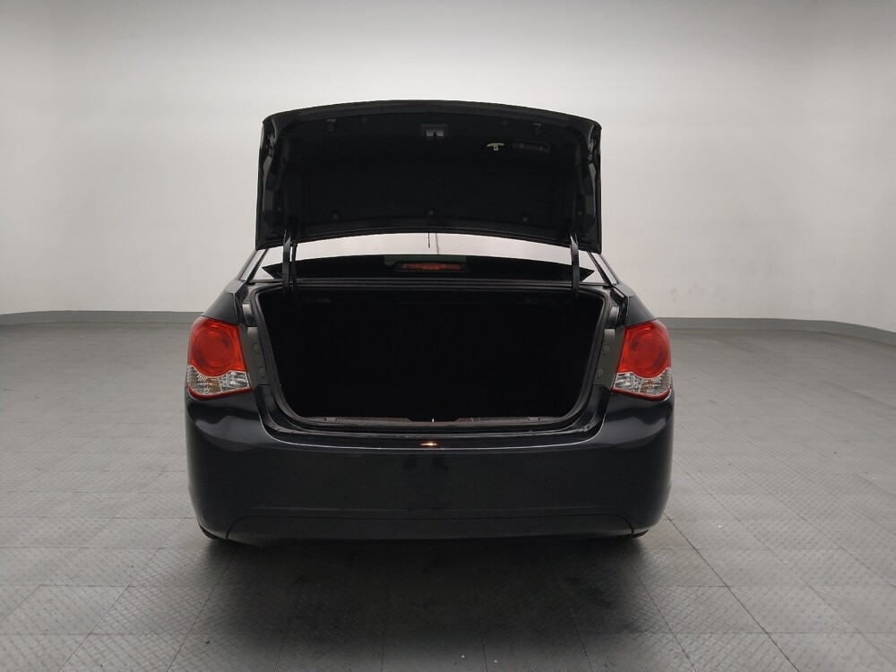 2016 Chevrolet Cruze in El Paso, TX 79907 - 18115045 29