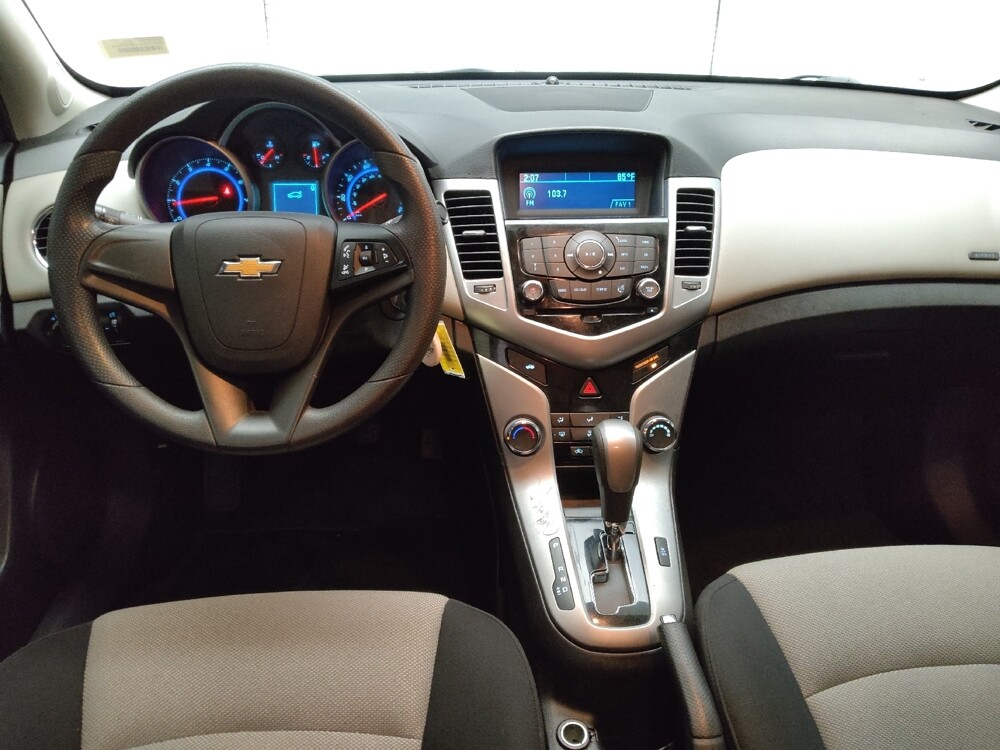 2016 Chevrolet Cruze in El Paso, TX 79907 - 18115045 22