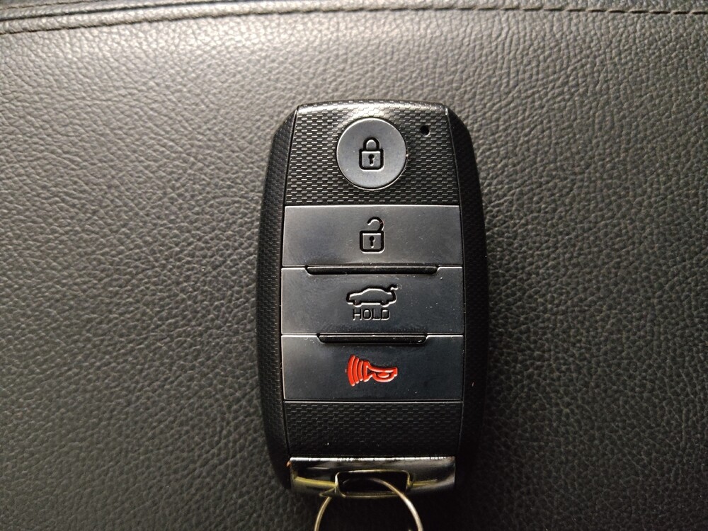 2019 Kia Optima in Marietta, GA 30062 - 18115062 32