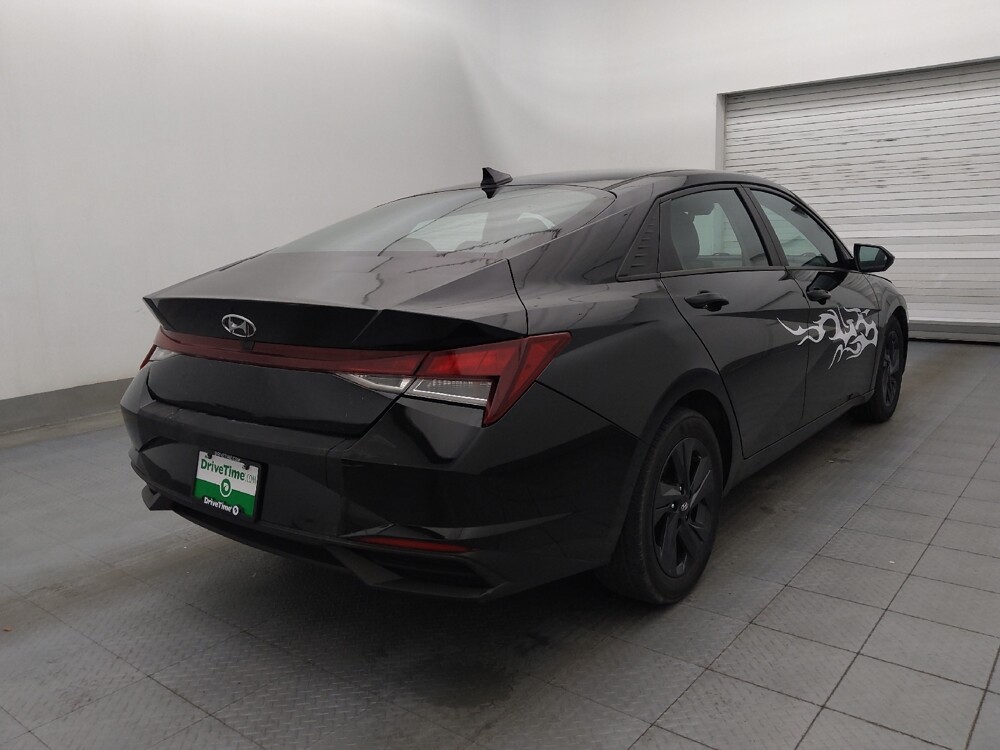 2022 Hyundai Elantra in Fort Myers, FL 33907 - 18115070 9