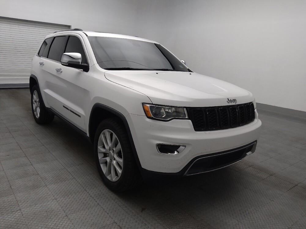 2017 Jeep Grand Cherokee in Gainesville, FL 32609 - 18115086 13