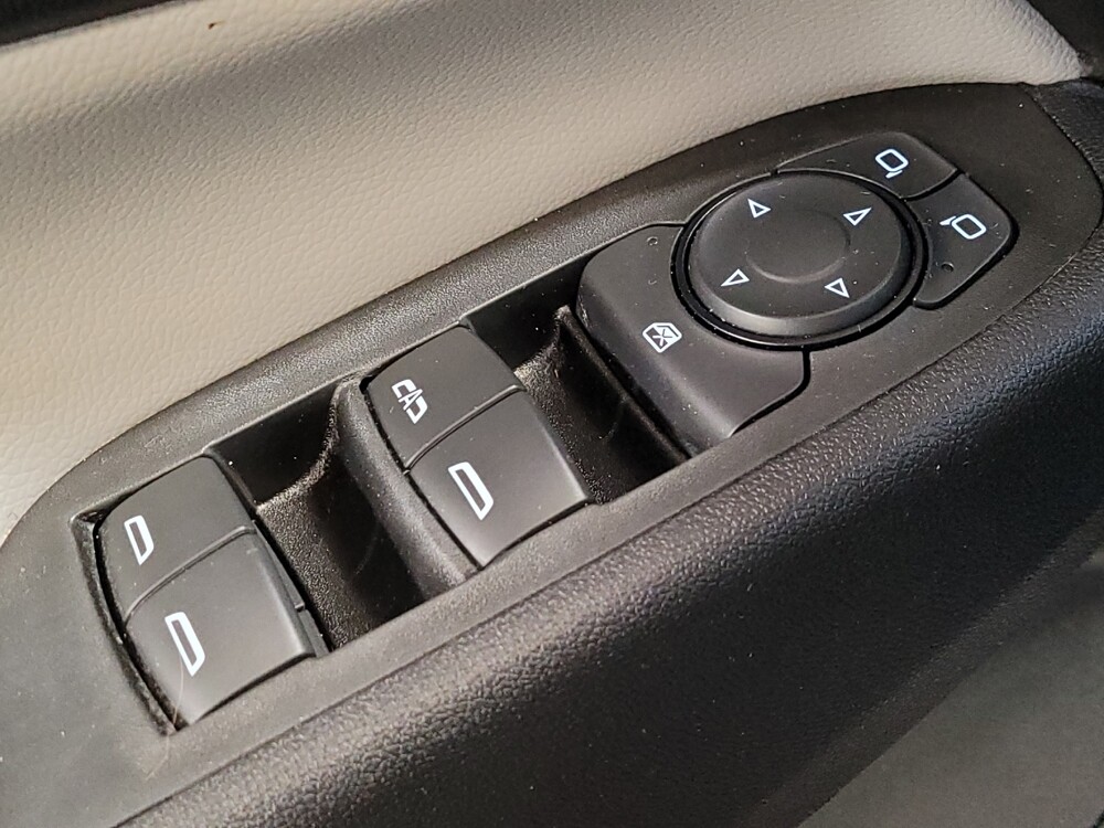 2021 Chevrolet Equinox in Savannah, GA 31419 - 18115088 27