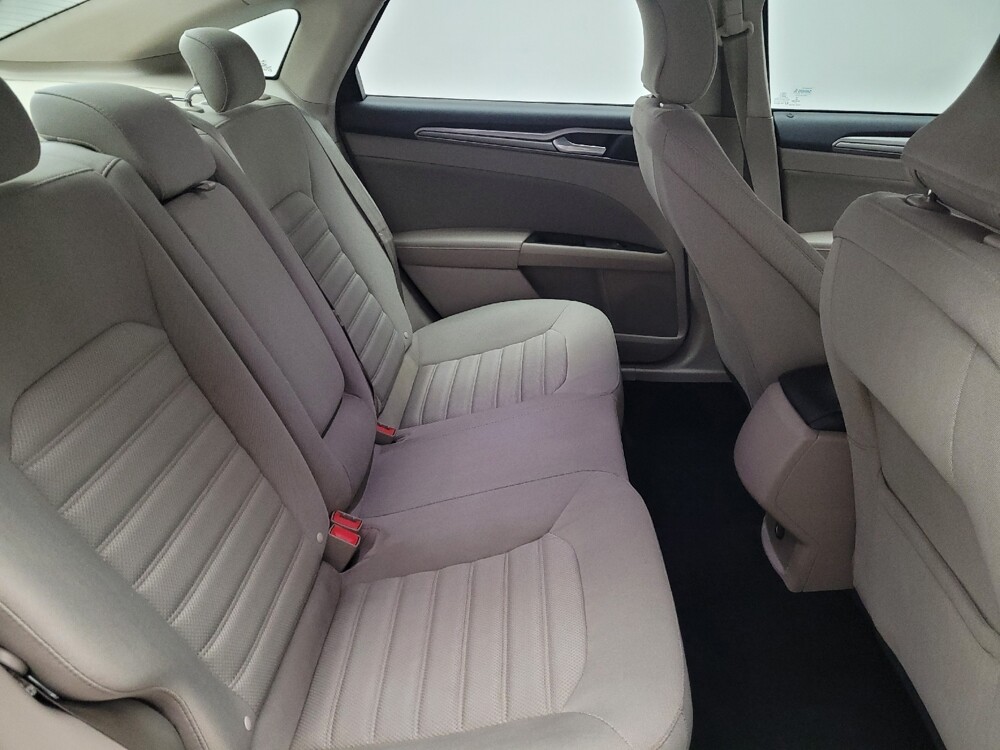 2018 Ford Fusion in Torrance, CA 90504 - 18115092 19