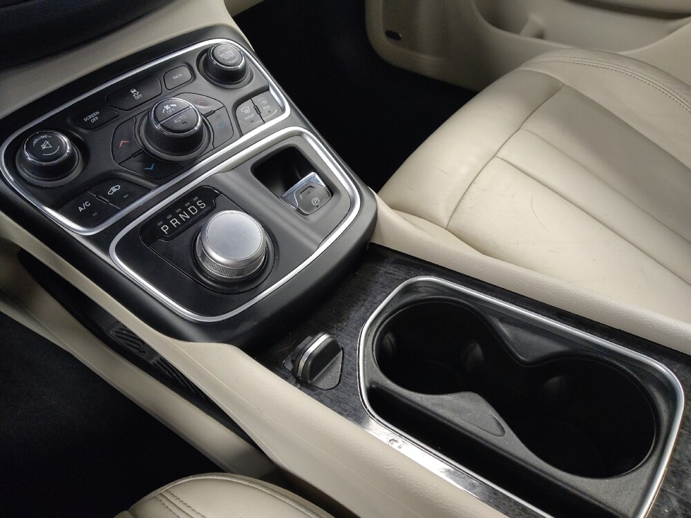 2015 Chrysler 200 in Houston, TX 77060 - 18115104 26