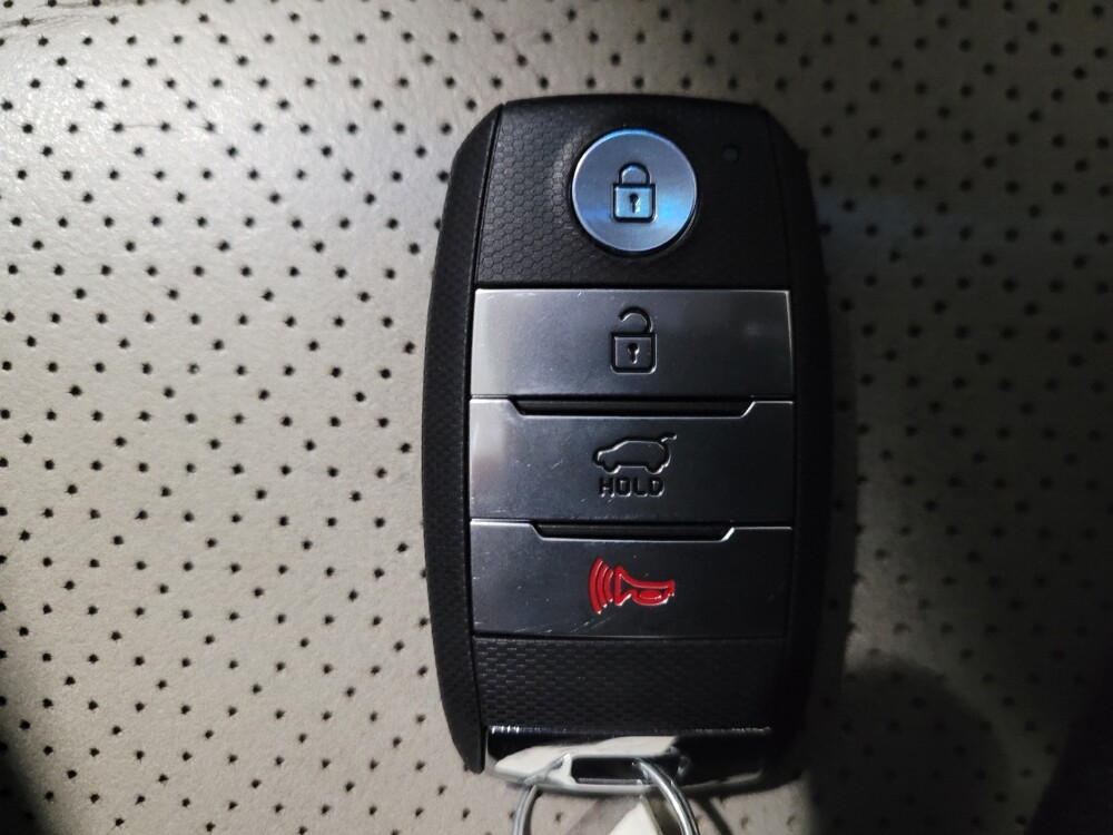 2019 Kia Sorento in New Castle, DE 19720 - 18115111 32