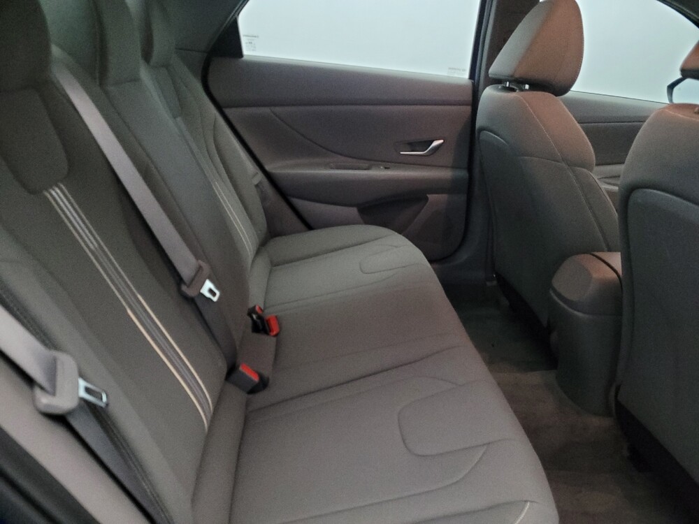 2023 Hyundai Elantra in New Castle, DE 19720 - 18115115 19