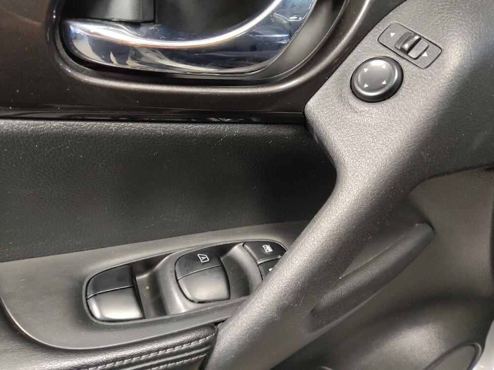 2019 Nissan Rogue in Raleigh, NC 27604 - 18115119 27