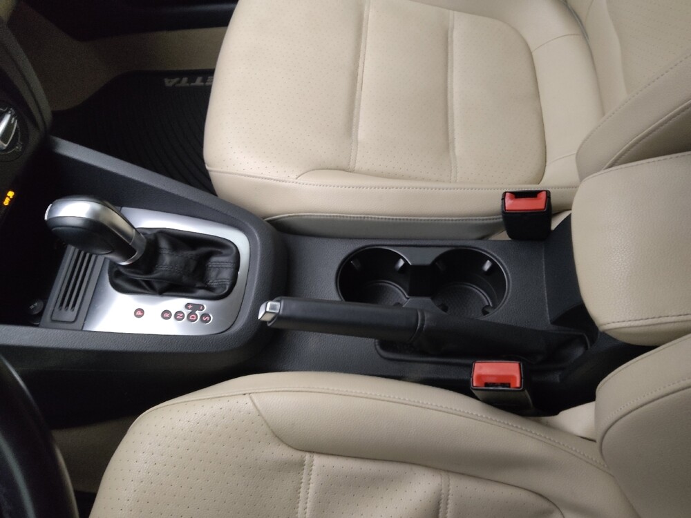 2014 Volkswagen Jetta in St. Louis, MO 63136 - 18115120 26