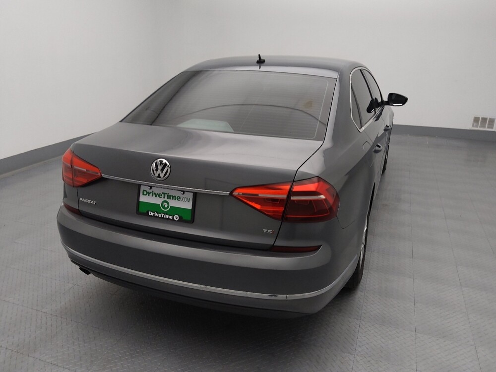 2016 Volkswagen Passat in St. Louis, MO 63136 - 18115121 7
