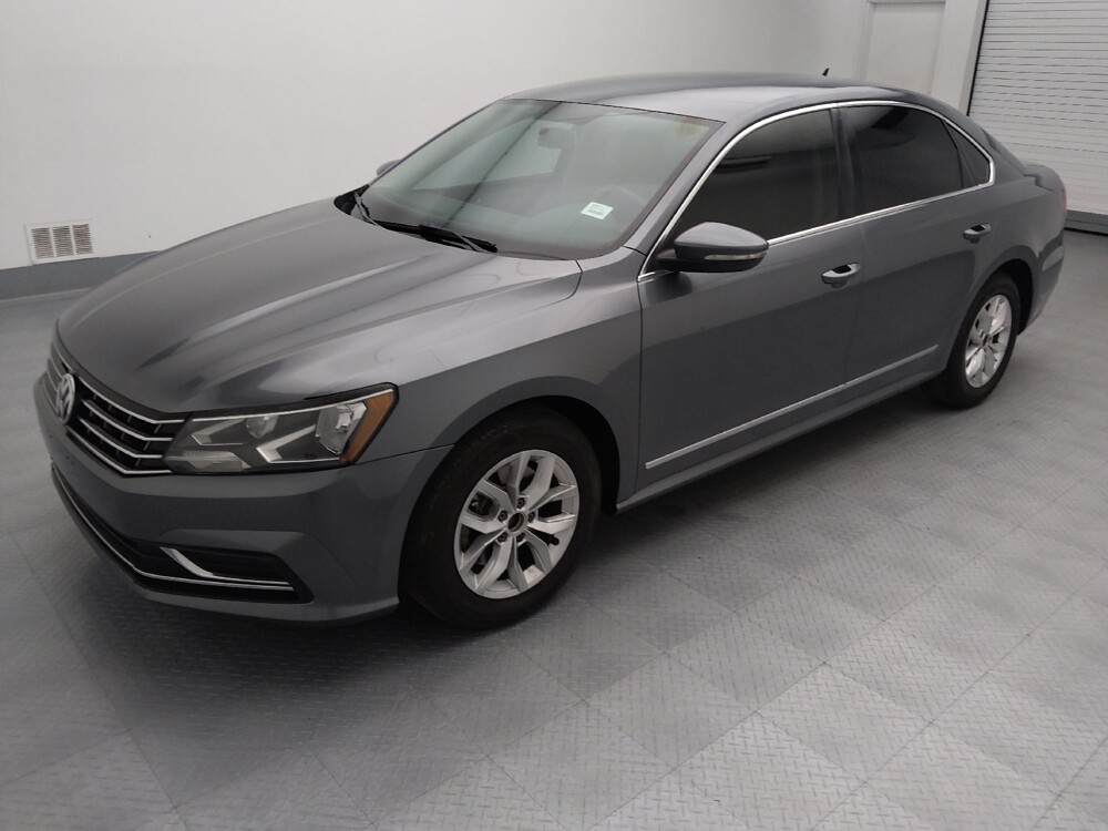 2016 Volkswagen Passat in St. Louis, MO 63136 - 18115121 2