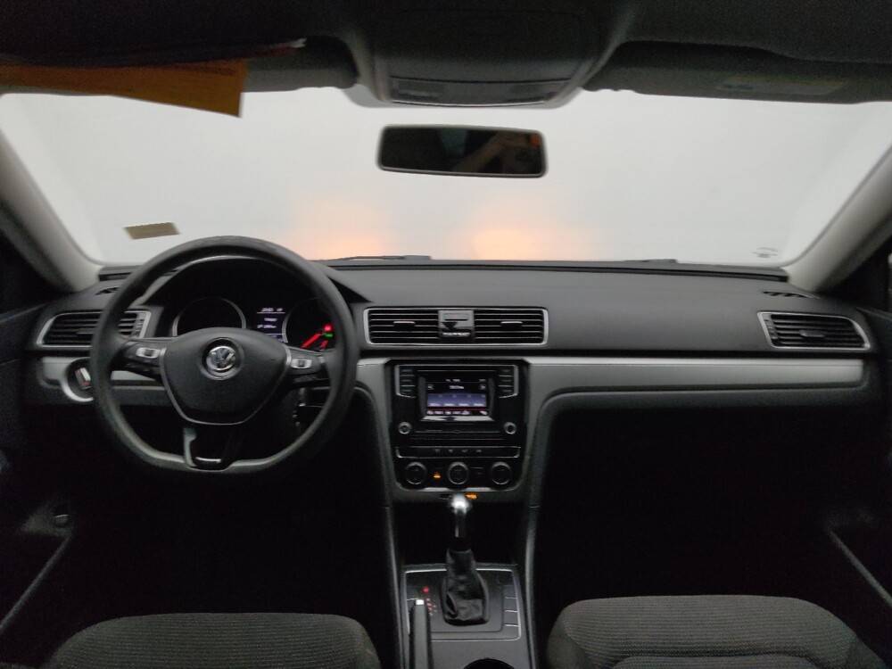 2016 Volkswagen Passat in St. Louis, MO 63136 - 18115121 22