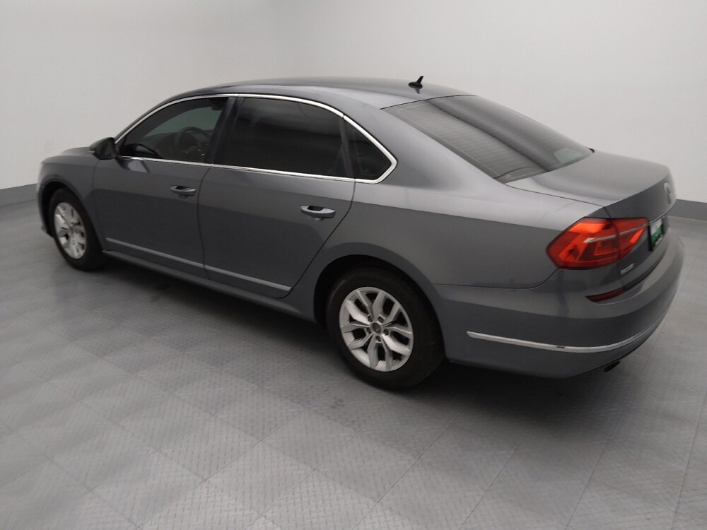 2016 Volkswagen Passat in St. Louis, MO 63136 - 18115121 3