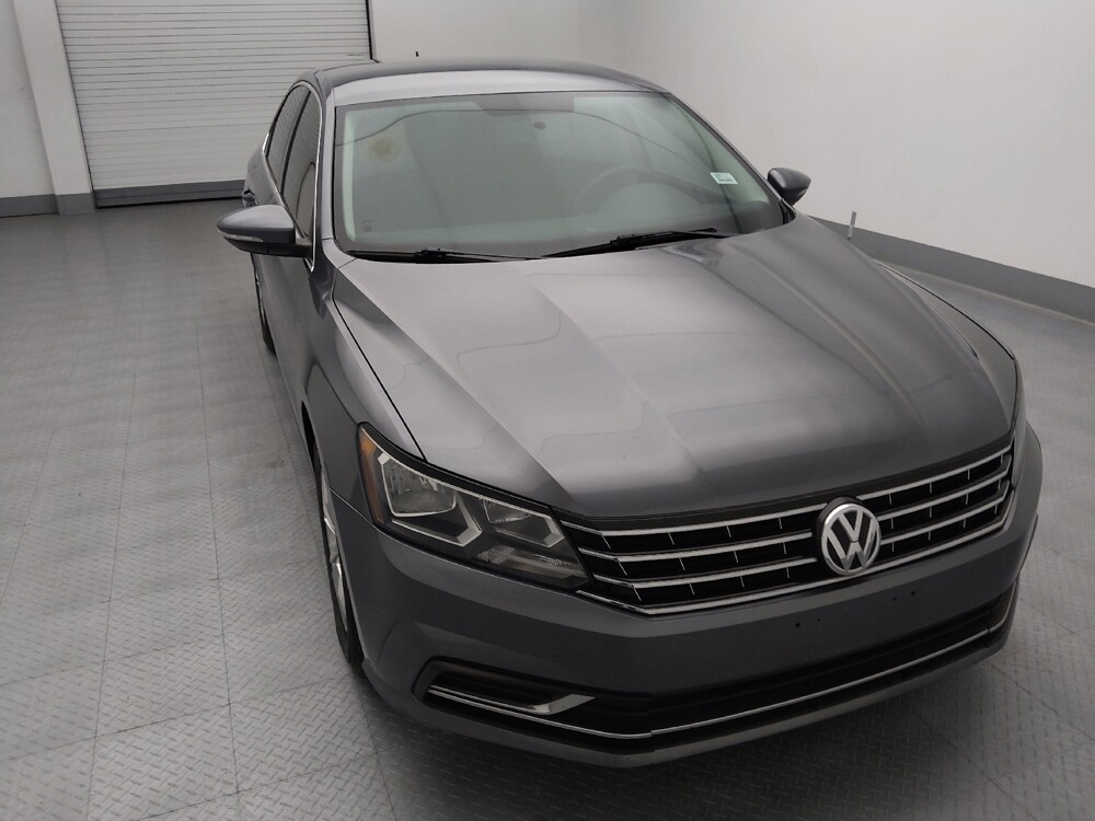 2016 Volkswagen Passat in St. Louis, MO 63136 - 18115121 14
