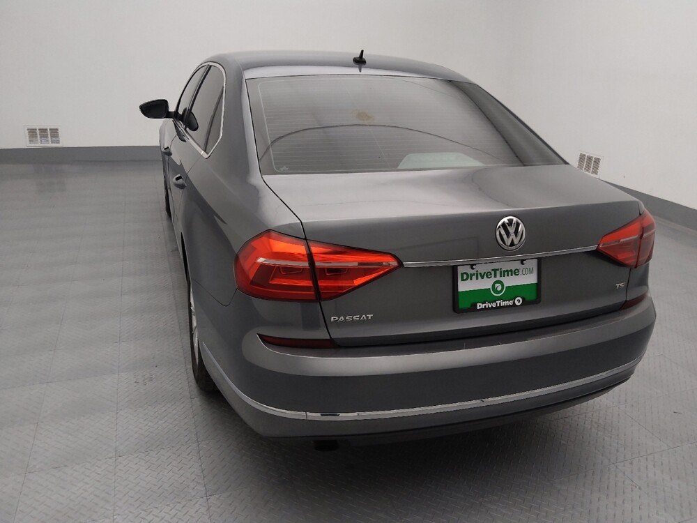 2016 Volkswagen Passat in St. Louis, MO 63136 - 18115121 6