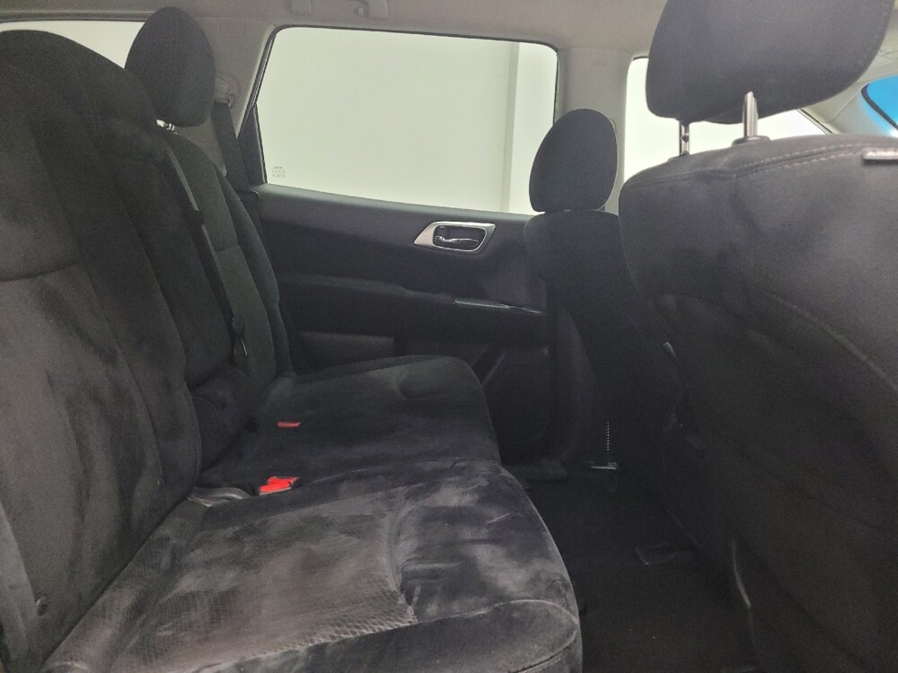 2015 Nissan Pathfinder in Taylor, MI 48180 - 18115124 19