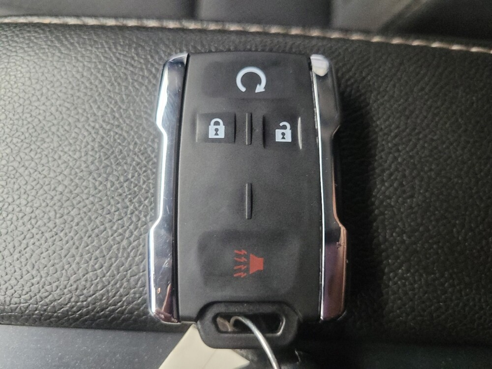 2017 Chevrolet Silverado 1500 in Indianapolis, IN 46219 - 18115125 32