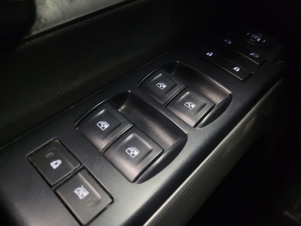 2017 Chevrolet Silverado 1500 in Indianapolis, IN 46219 - 18115125 27