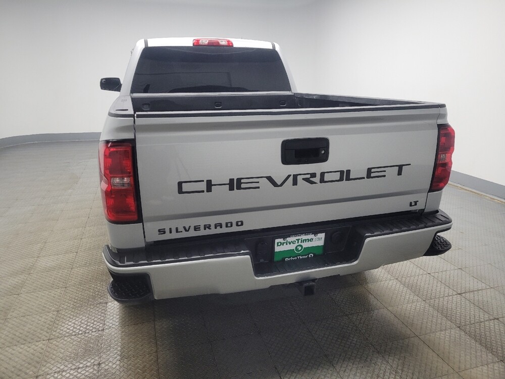 2017 Chevrolet Silverado 1500 in Indianapolis, IN 46219 - 18115125 6