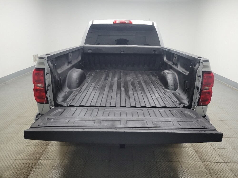 2017 Chevrolet Silverado 1500 in Indianapolis, IN 46219 - 18115125 29