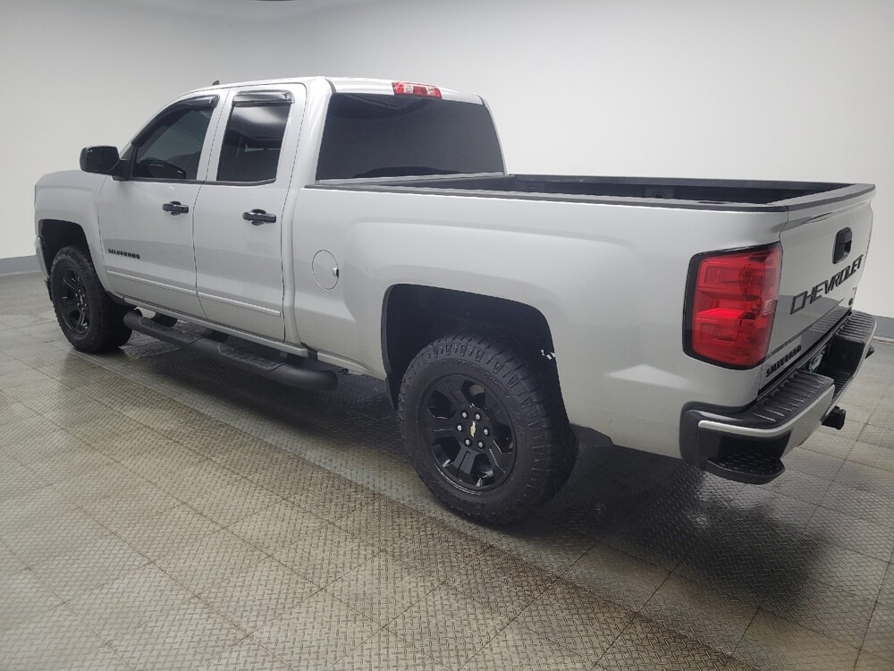 2017 Chevrolet Silverado 1500 in Indianapolis, IN 46219 - 18115125 3