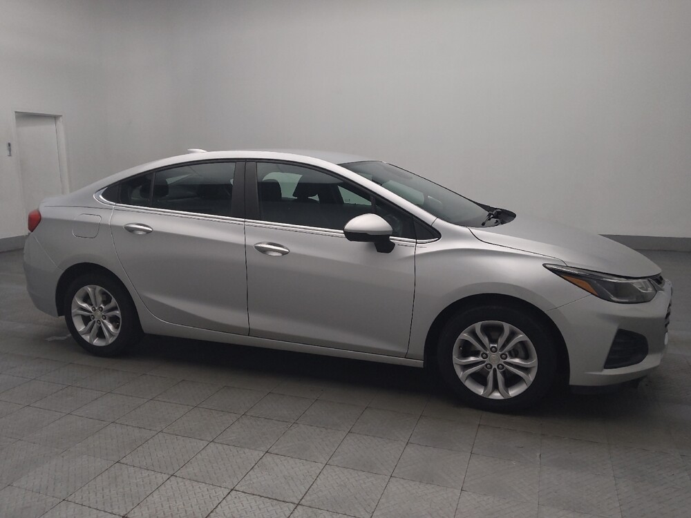 2019 Chevrolet Cruze in Union City, GA 30291 - 18115127 11