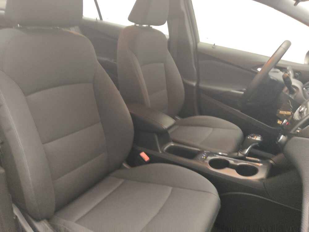 2019 Chevrolet Cruze in Union City, GA 30291 - 18115127 21