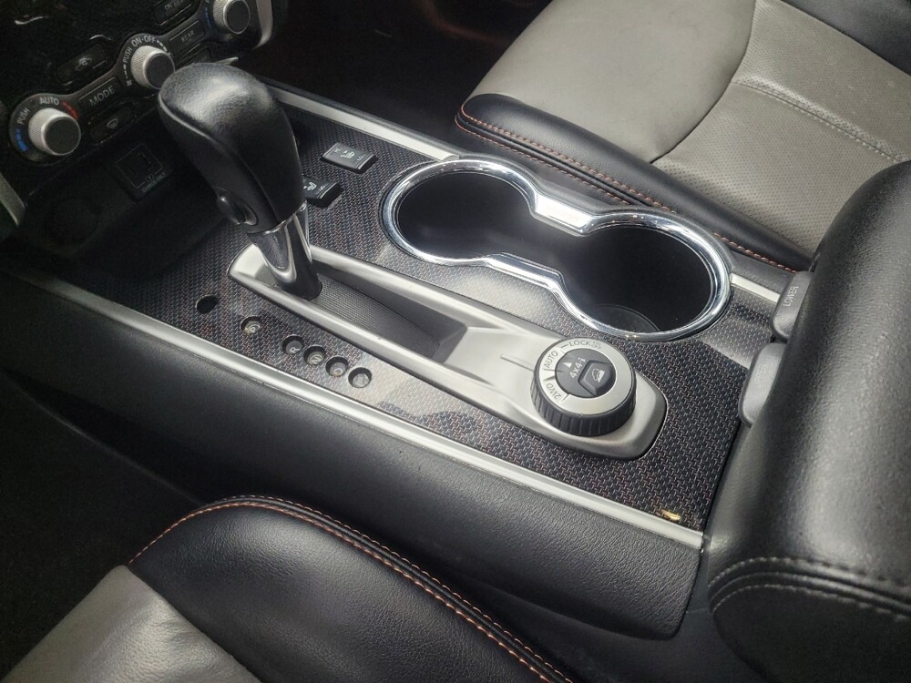 2019 Nissan Pathfinder in Indianapolis, IN 46219 - 18115133 26