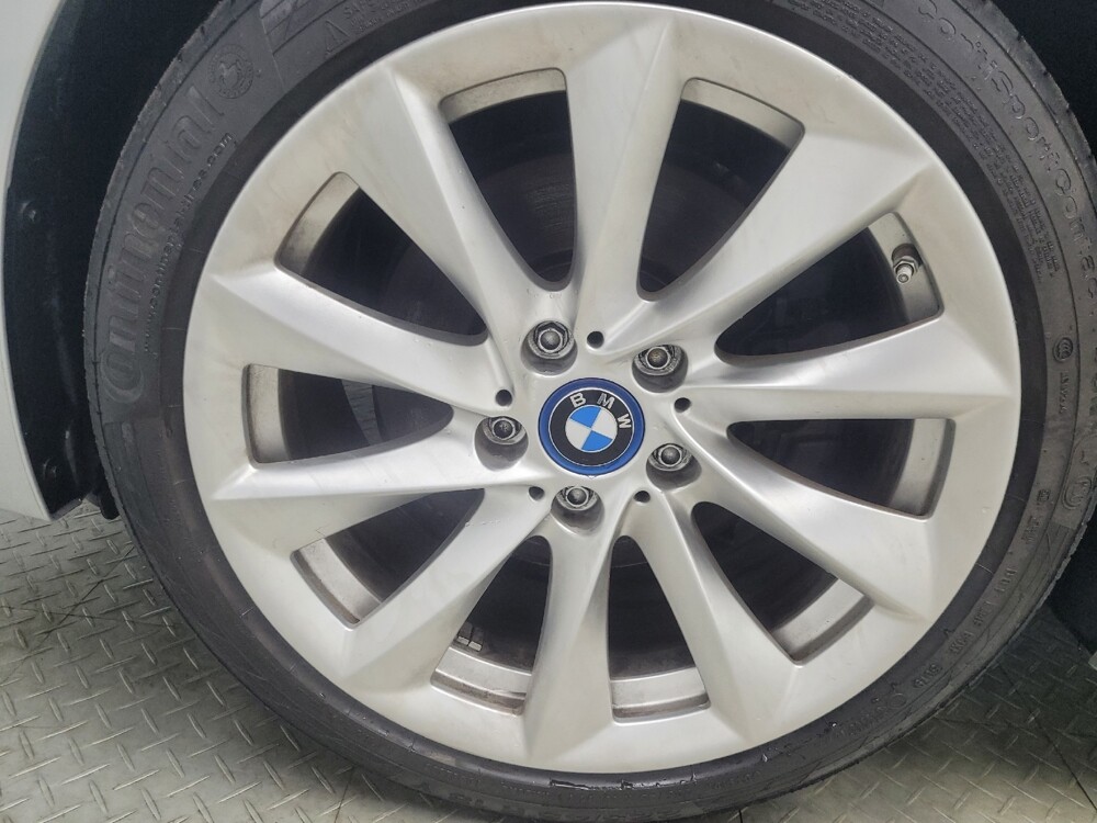 2018 BMW 330e in Indianapolis, IN 46219 - 18115137 31