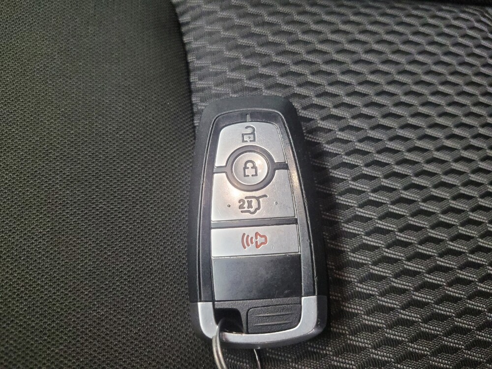 2023 Ford Explorer in Indianapolis, IN 46219 - 18115138 32