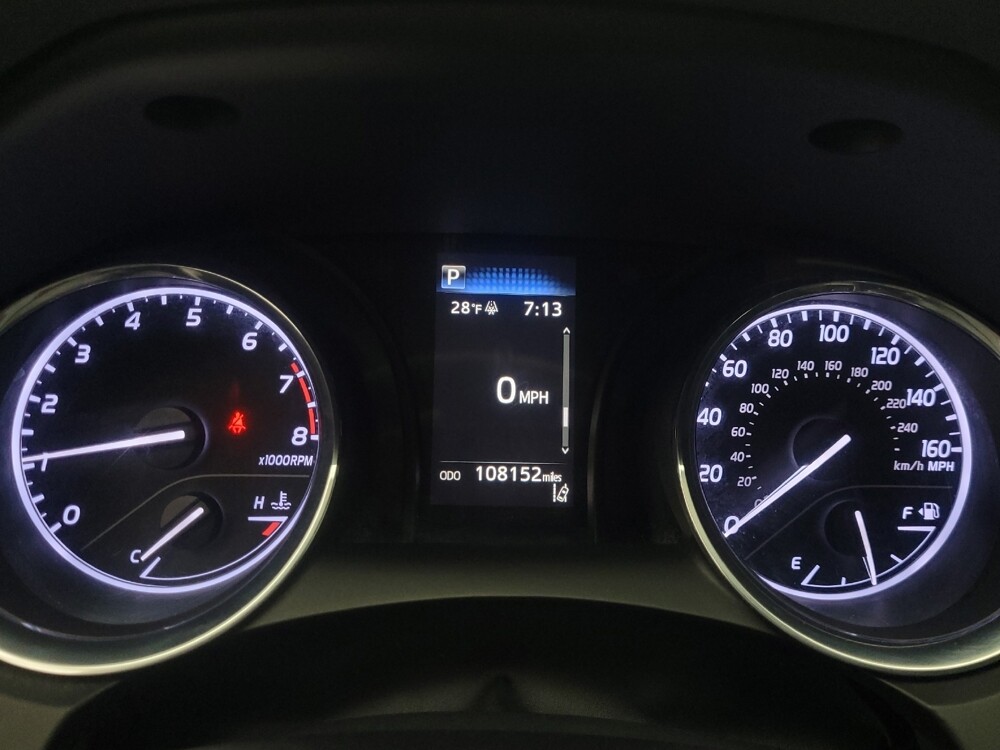 2019 Toyota Camry in Indianapolis, IN 46219 - 18115139 23