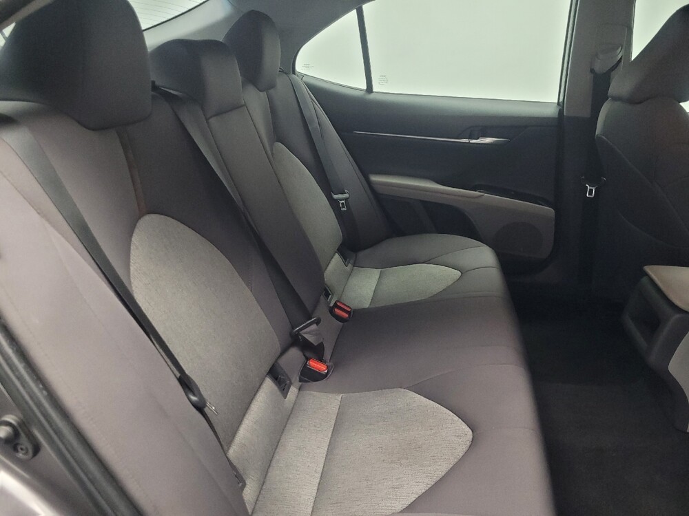 2019 Toyota Camry in Indianapolis, IN 46219 - 18115139 19