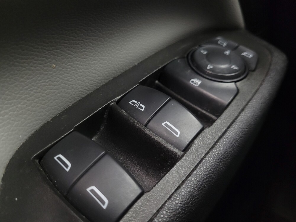 2023 Chevrolet Equinox in Indianapolis, IN 46219 - 18115141 27