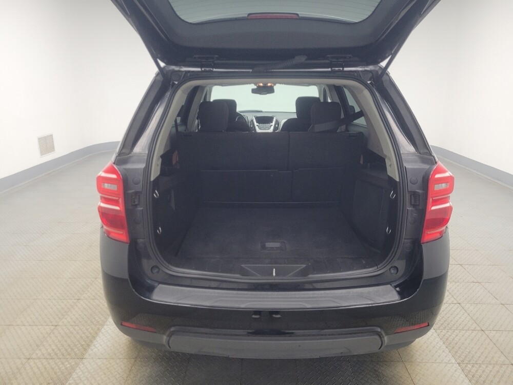 2017 Chevrolet Equinox in Indianapolis, IN 46219 - 18115142 29