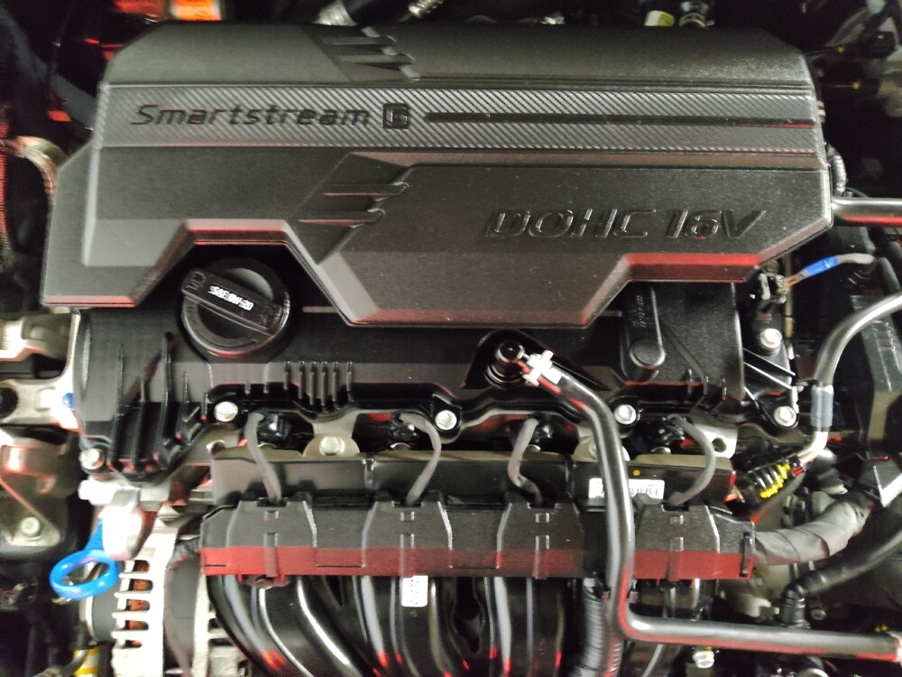 2025 Hyundai Elantra in Conyers, GA 30094 - 18115157 30