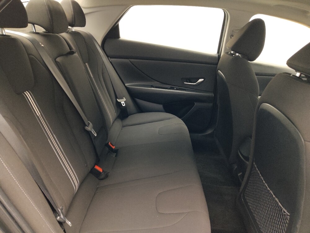 2025 Hyundai Elantra in Conyers, GA 30094 - 18115157 19