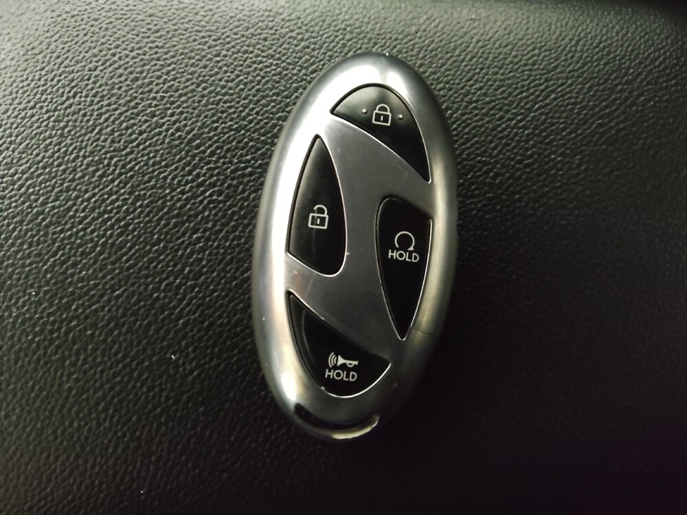 2025 Hyundai Elantra in Conyers, GA 30094 - 18115157 32