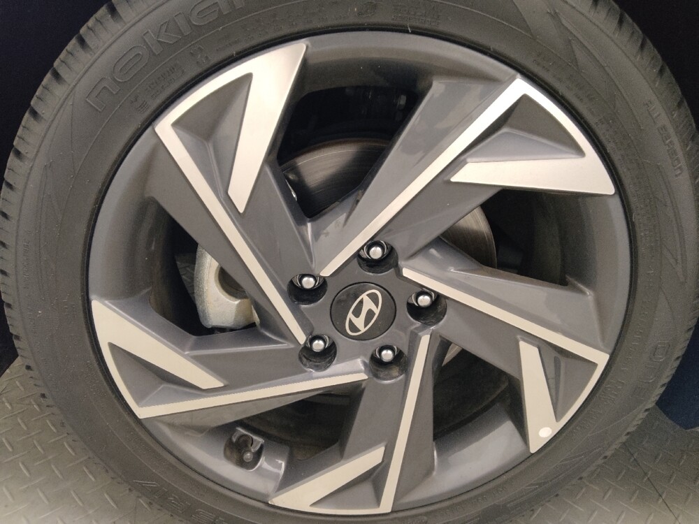 2025 Hyundai Elantra in Conyers, GA 30094 - 18115157 31