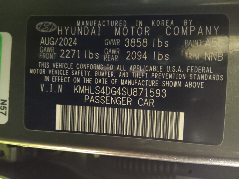 2025 Hyundai Elantra in Conyers, GA 30094 - 18115157 33