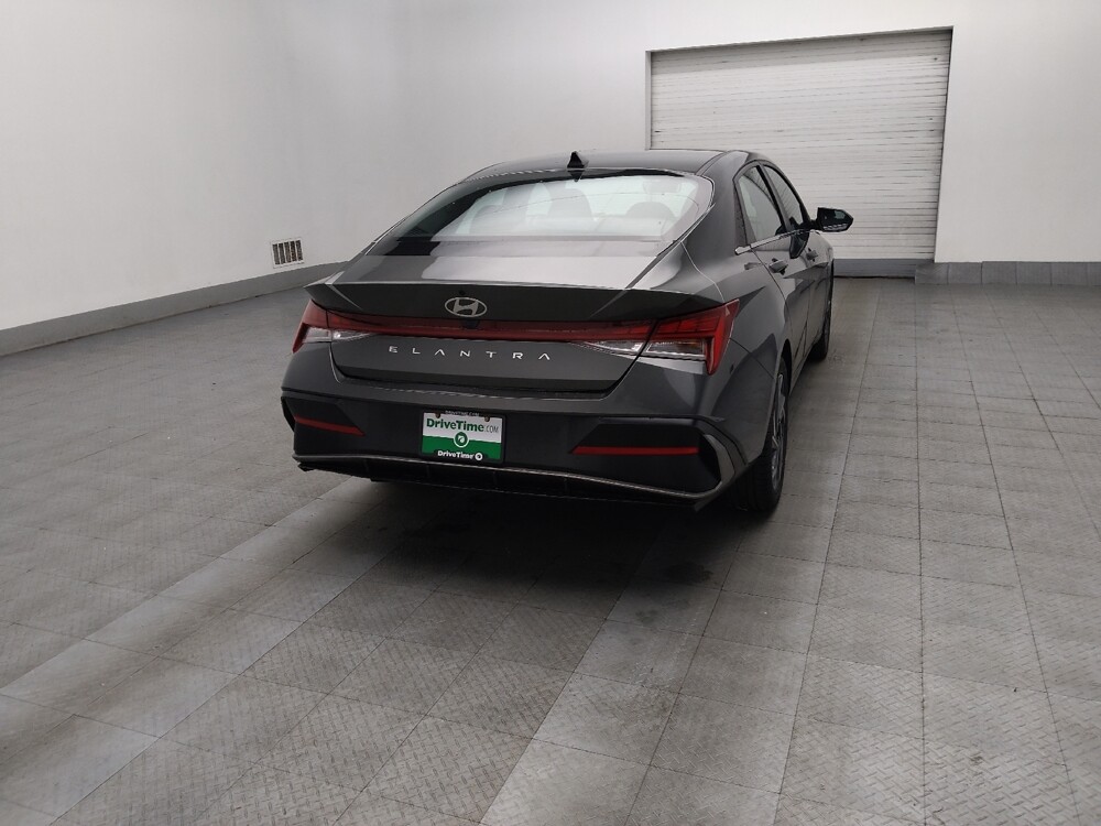 2025 Hyundai Elantra in Conyers, GA 30094 - 18115157 9